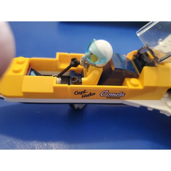 Lego 60289 Airshow Jet Transporter -Jet & Pilot Minifigure - No Transporter - Picture 6 of 16